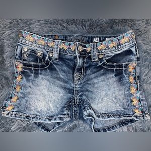 Miss Me girls embroidery jean shorts size 14